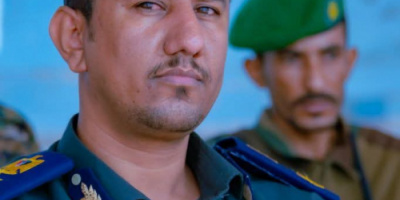 العميد الحوشبي  يُعزي مدير الشؤون القانونية لقوات الحزام الامني في وفاة شقيقه