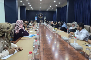 الاتحاد المدني لمكافحة الفساد يفجر ملف الذمة المالية ويهدد بمقاضاة الحكومة