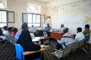 محافظ سقطرى يتفقد مكتب الصحة العامة والسكان ويؤكد دعم السلطة المحلية للنهوض بالقطاع الصحي