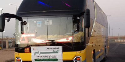 بأحدث الحافلات.. الأوقاف تنقل حجاج اليمن من المدينة المنورة إلى مكة المكرمة