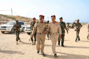 قائد المنطقة العسكرية الثانية يزور لواء بارشيد ويشدد على تعزيز قدراته القتالية