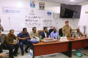 رئيس انتقالي الضالع يشهد ختام دورة التخدير في مستشفى الشيخ زايد ويكرم الدكتور أحمد سلمان