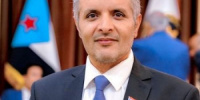 اليافعي: يوجه اعتذاراً للشعب الجنوبي ويؤكد: "لدينا خيارات ولن نقف مكتوفي الأيدي"