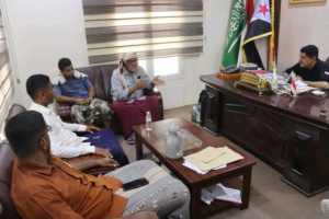 رئيس انتقالي حضرموت يطّلع على أوضاع مديرية غيل باوزير 