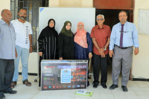الأمانة العامة تدشن برنامج رفد المدارس الثانوية بالوسائل التعليمية الحديثة في العاصمة عدن