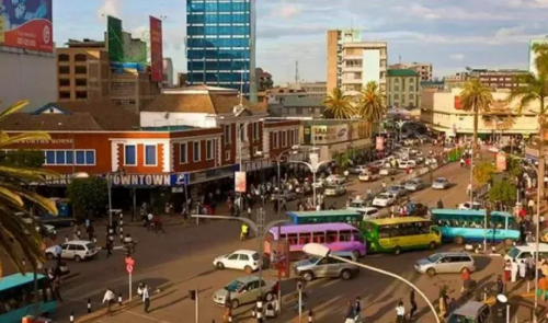 سقط فجأة أمام زوجته.. الشرطة الكينية تحقق في وفاة القنصل اليمني في نيروبي سقط فجأة أمام زوجته.. الشرطة الكينية تحقق في وفاة القنصل اليمني في نيروبي