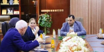 وزير الزراعة والإنمائي يتابعان تأهيل الميناء السمكي في التواهي