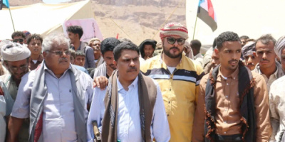 رئيس انتقالي حضرموت يشهد الزواج الجماعي الميسر الأول لعدد 100 عريس وعروس في مديرية يبعث