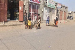 استمرار حملة النظافة الشاملة في مدينة شقرة بأبين