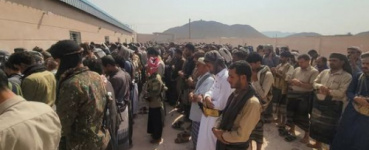 تشيع جثمان حسين الخليفي ضحية عصابة تقطع يمنية في عتق