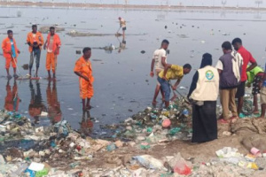 صندوق النظافة يواصل حملاته في محمية الطيور بعدن