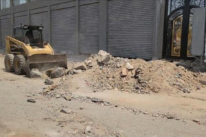 استمرار حملة تنظيم الشوارع ورفع المخالفات في المنطقة الصناعية بالعاصمة عدن
