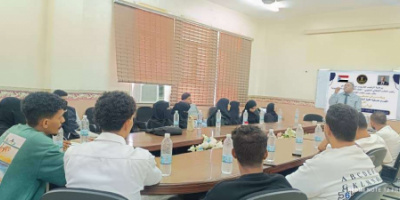 منسقية الانتقالي في كلية العلوم الإدارية بجامعة عدن تنظم دورة إرشادية لأعضاء المجلس الطلابي