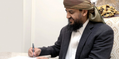 المحرمي يوجه بالتحقيق مع مدير شرطة دارسعد والأفراد المتورطين في اقتحام مسجد بالمنصورة واعتقال إمامه
