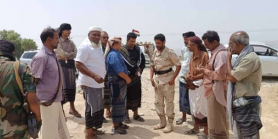 انتقالي ميفعة يتفقد عدداً من المعسكرات والنقاط الأمنية بالمديرية