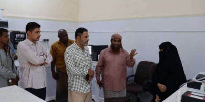 رئيس انتقالي أبين يتفقد مركز أبحاث الكود الزراعي ويشيد بجهود إدارته