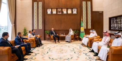 الرئيس الزُبيدي يؤكد محورية دور دول مجلس التعاون الخليجي في إعادة الاستقرار إلى بلادنا
