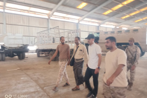 قائد اللواء الاول دعم واسناد العميد نصر اليافعي يتفقد اشغال البنية التحتية في مقر اللواء