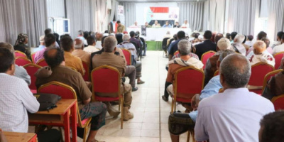 المحامي الشعيبي يترأس لقاءً موسعًا في الضالع لمناقشة التحديات الخدمية وجهود متابعة المشاريع المتعثرة