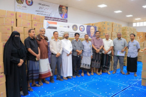 انتقالي وادي حضرموت ومكتب الصحة يدشنان توزيع المحاليل الوريدية لمواجهة تفشي الحميات والأوبئة