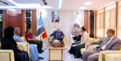 الكثيري يبحث مع قيادات قطاع التعليم سُبل إنقاذ العملية التعليمية في العاصمة عدن
