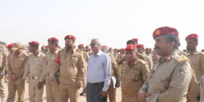 وفد عسكري رفيع يتفقد معسكر الشرطة العسكرية الجنوبية ويشيد بجاهزية قواته