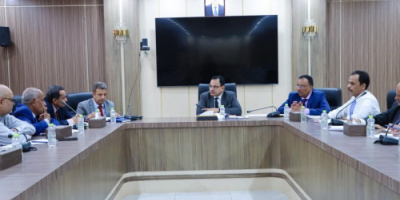 الوزير السقطري يوجه بإعداد استراتيجية للصادرات السمكية والزراعية إلى الصين