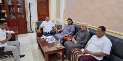 النائب العام يستقبل محافظ سقطرى ويبحثان سبل دعم السلطة القضائية وتعزيز الأمن والاستقرار في الأرخبيل