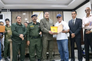 مدير شرطة العاصمة عدن يكرّم نقابة الصحفيين والإعلاميين الجنوبيين