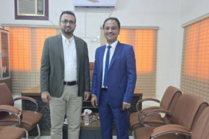 باعوم يسلم رئيس هيئة الأراضي  العولقي ملفًا موثقًا بوقائع فساد جسيم في أراضي الدولة بعدن