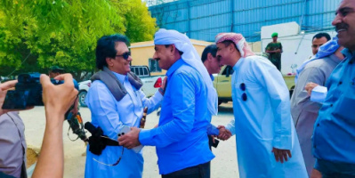 محافظ شبوة يعود إلى المحافظة بعد زيارات عمل خارجية
