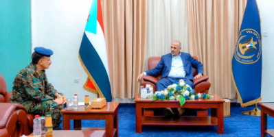 الرئيس الزُبيدي يطّلع على جاهزية قوات الأمن الخاصة ويشدد على أهمية تكثيف برامج التدريب ورفع القدرات