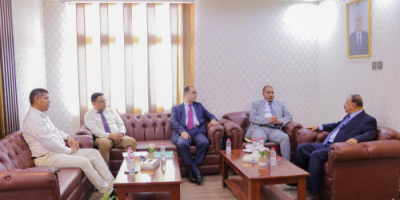 وزير النقل يبحث فرص التعاون البحري مع إندونيسيا ويستعرض مشاريع تطوير النقل في سقطرى