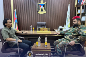 السقاف يزور ميناء المنطقة الحرة بالعاصمة عدن ويطلع على الجهود الأمنية المبذولة