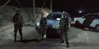 حزام ساحل أبين يستعيد سيارة عقب ساعات من سرقتها من الخط الدولي العام