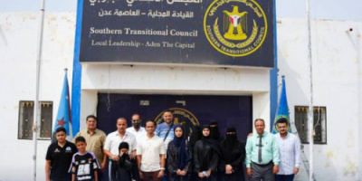 الرئيس الزُبيدي يهنئ أوائل الثانوية العامة على تفوقهم الدراسي