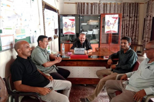 مدير عام صحة أبين يناقش ترتيبات نزول تفتيشي لضبط أسعار المستلزمات الطبية والأدوية في المنشآت الطبية والصيدليات