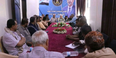 العميد مهدي يترأس اجتماعًا مشتركًا لبحث استقرار الأسعار وتعزيز الرقابة على أسواق الضالع
