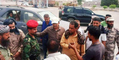 حملة مشتركة لانتقالي أبين والسلطة المحلية خنفر والحزام الأمني لمراقبة الأسعار وضبط المخالفين في مدينة جعار