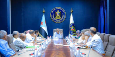 الهيئة الاقتصادية والخدمية تناقش مستجدات الوضع الاقتصادي في الجنوب