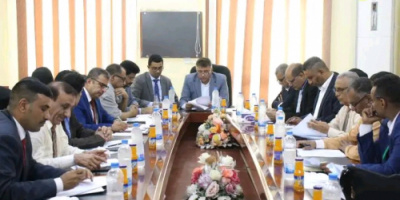 النائب العام يرأس اجتماعاً موسعاً بعدن لمكافحة غسل الأموال وتمويل الإرهـ ـاب