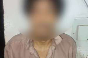 الحزام الأمني بعدن يضبط متهماً بجريمة قتل حاول الانتحار بسلاح ناري