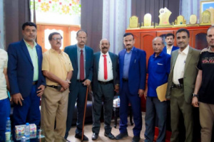 فريق التوجيه والرقابة الرئاسي يلتقي محافظ محافظة شبوة