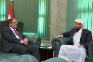 المحرّمي يناقش مع رئيس الهيئة العامة للطيران المدني إعادة تقييم أسعار تذاكر السفر