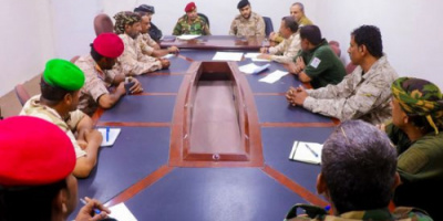 قيادة دفاع شبوة تناقش المستجدات الميدانية في الجبهات القتالية