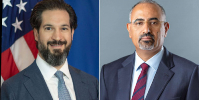 الرئيس الزُبيدي يبحث مع القائم بأعمال السفير الأمريكي مستجدات الأوضاع الإنسانية والتعافي الاقتصادي