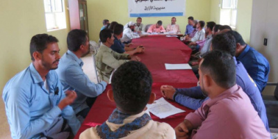 رئيس انتقالي الأزارق يعقد لقاءً مع رؤساء اللجان المحلية للمجلس بمراكز المديرية