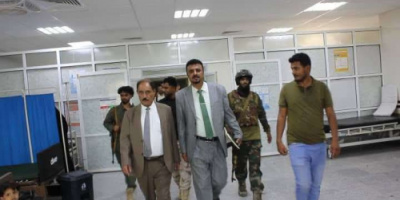 فريق التوجيه والرقابة الرئاسي يزور مستشفى الضالع المركزي