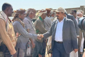 بن ماضي يطلع على الأوضاع في دوعن بعد السيول