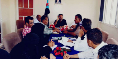 تنفيذية انتقالي أبين تناقش قضايا الشباب والأنشطة الملامسة لاحتياجاتهم